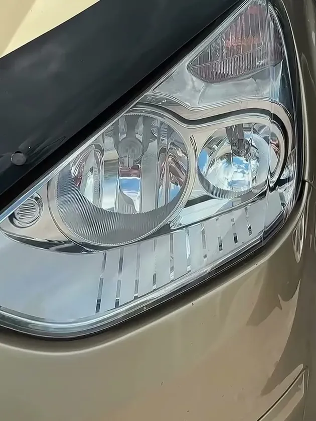 После: прозрачная фара Ford Galaxy