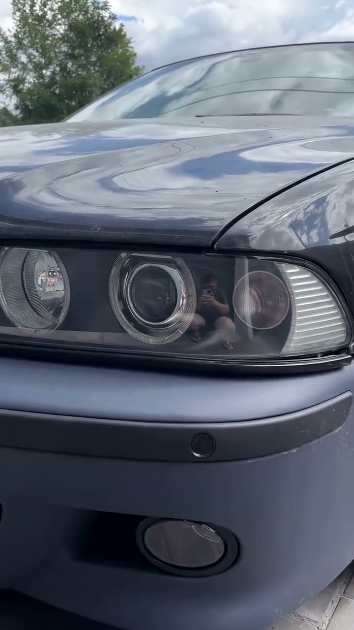 Фара BMW E39 перед полировкой